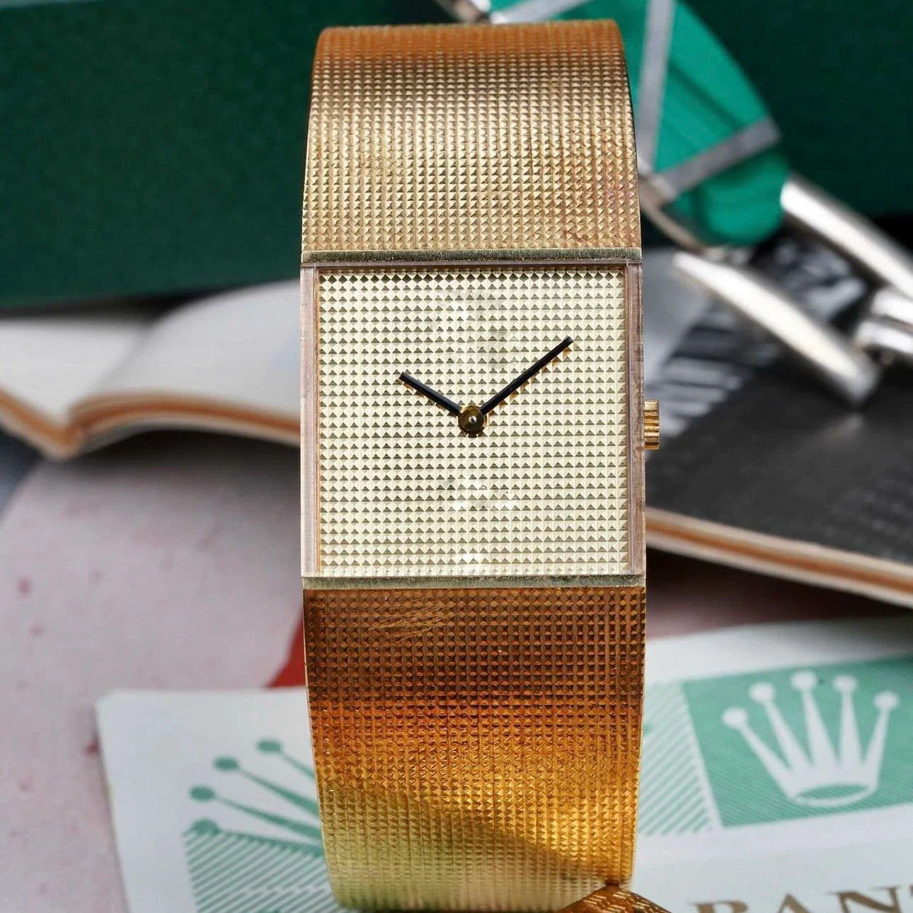 Vintage Ladies Watch Gold Silver Gold Face